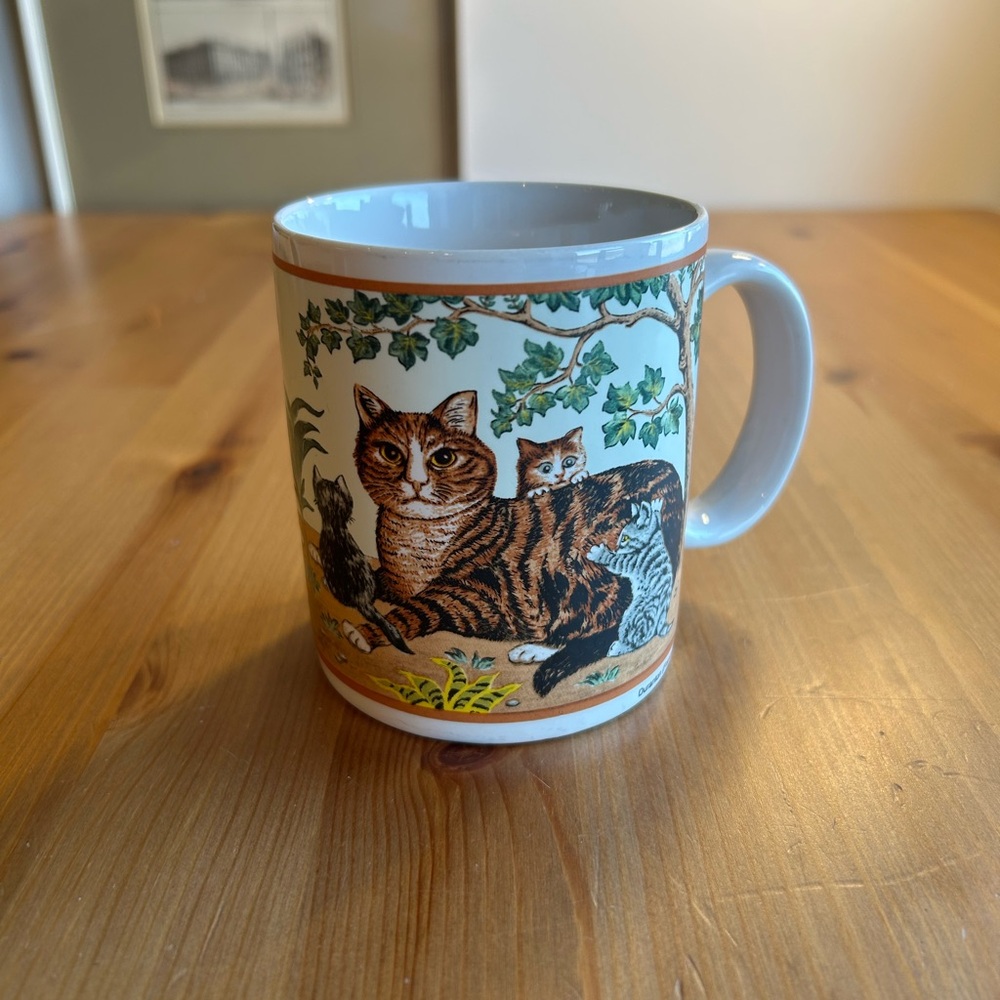 Vintage UNICEF Cat Ceramic Mug